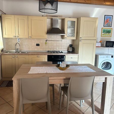 Ely Hause Apartment Calmasino Ngoại thất bức ảnh